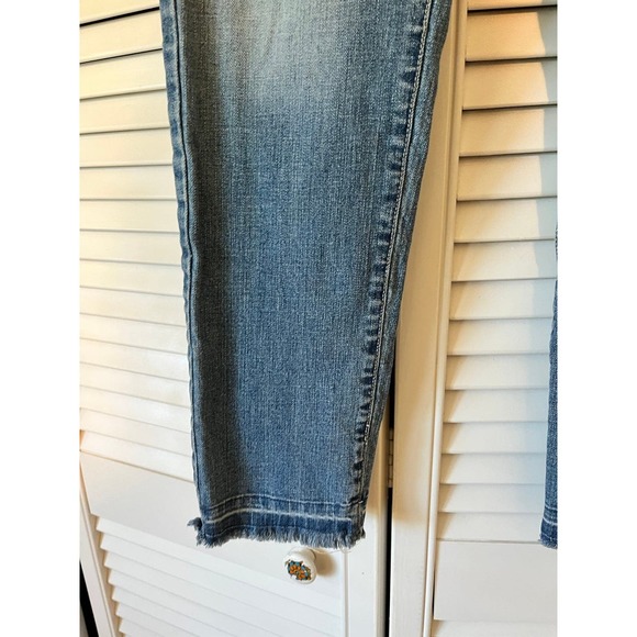 Soft Surroundings Jeans Mid Rise Raw Hem Denim Straight Leg 4 Stretch Zipper - Picture 3 of 7